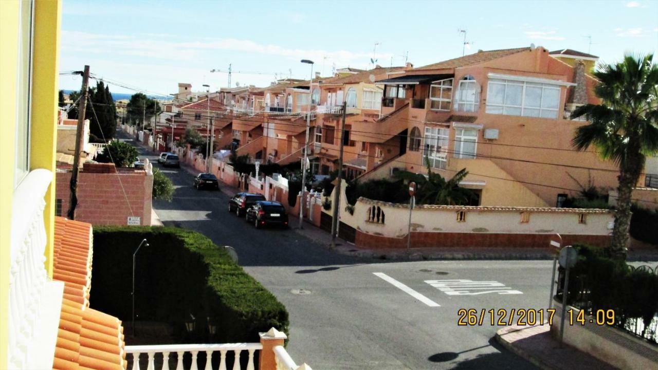 La Rosaleda Apartamento Torrevieja Exterior foto